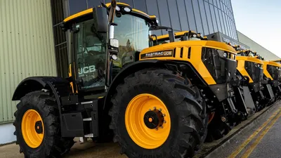 JCB Fastrac 4220 Stage V Traktor zum Verkauf, Preis 165000 EUR, ID: 6724267  - Truck1 Deutschland