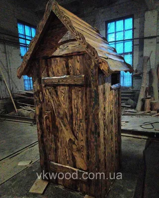 Уличный деревянный туалет \"Теремок\
