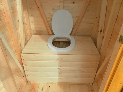 Построить уличный туалет или купить готовый биотуалет? | Дачные советы от  PartPrice.ru | Дзен