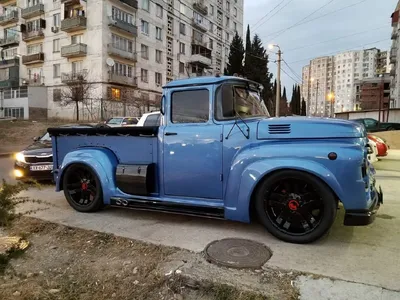 В Грузии скрестили грузовик ЗИЛ и внедорожник Lincoln Navigator (видео) |  ТопЖыр