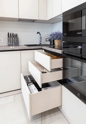Нижние кухонные шкафы: как сделать кухню удобной | Houzz Россия
