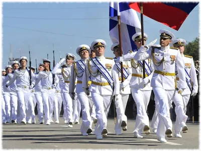 Почему у моряков парадная форма белая? Причины, фото и видео - «Как и  Почему»