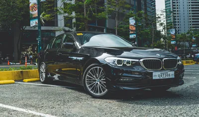 Обзор BMW 520i Sport 2020 года.