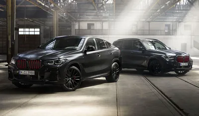 Фото обои Скоростной черный BMW X5. X5
