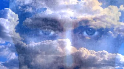 Лицо Бога на небе - 56 фото