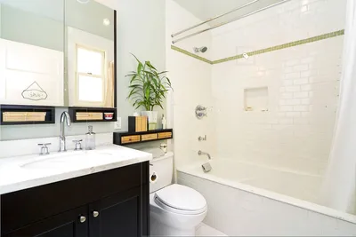 Идеи ванной комнаты в частном доме - 75 фото