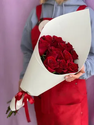 Купить букет из 11 красных роз в Хабаровске Azeriflores.ru
