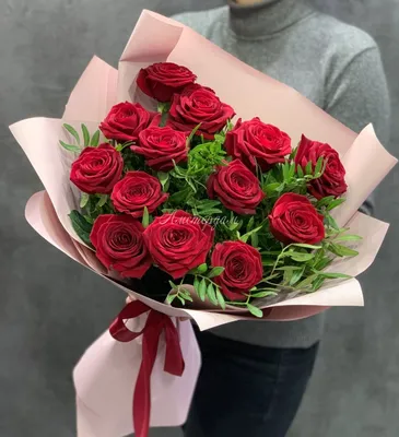 Заказать 13 красных роз за 4000 руб. в городе Новом Уренгое - «Камелия»