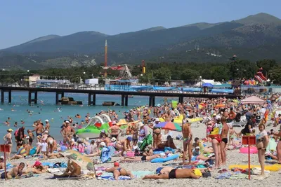 Погода в Геленджике по месяцам и сейчас. Температура воды и прогноз погоды  в Геленджике на неделю, 14 дней и на месяц