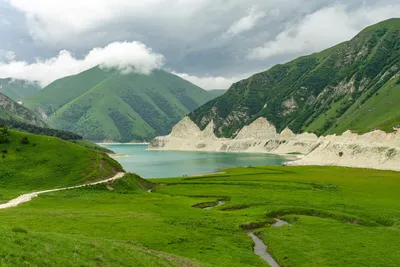File:В горах Чечни.jpg - Wikimedia Commons