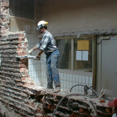 Демонтаж стен в Минске, цены услуг по сносу стен