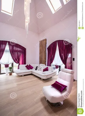 Красивая уютная живущая комната Стоковое Изображение - изображение  насчитывающей декор, уютный: 63219813