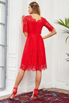 Кружевное платье миди красного цвета с пышной юбкой | КУПИТЬ-ПЛАТЬЕ.РУ -  интернет-магазин красивых платьев
