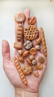 Polymer clay bakery | Miniature food, Polymer clay crafts, Cute polymer clay