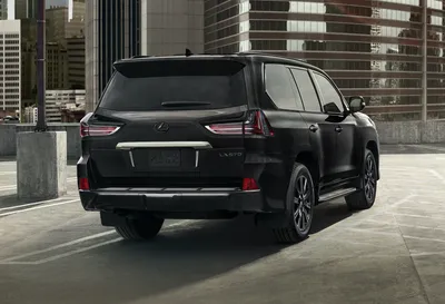 The 2021 Lexus LX 570 Isn't New Enough Nor Old Enough to Be Cool