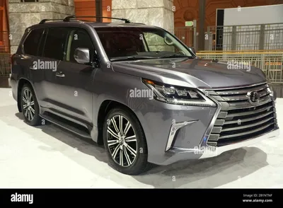 2020 lexus lx 570 -Fotos und -Bildmaterial in hoher Auflösung – Alamy