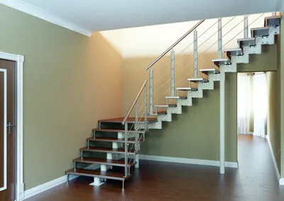 Возводим лестницу на второй этаж в частном доме самостоятельно