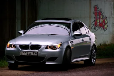 Чем примечателен двигатель BMW M5 (E60) ?