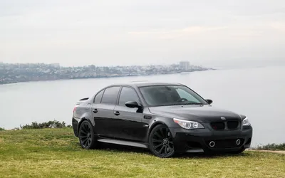 Картинка e60, небо, m5, спорт седан, bmw, море, газон, black, бмв, чёрный  2560x1600 скачать обои на рабочий стол бесплатно, фото 74461