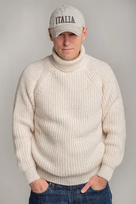 Шерстяной мужской свитер с высоким горлом Франческо молочного цвета | Mio  Richi