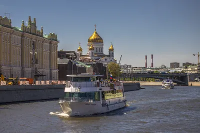 Танцы на воде. Диско-прогулка по Москве-реке на «танцующем» теплоходе. -  Экскурсии по Москве: цены и расписание 2023