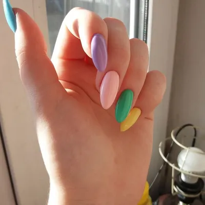 Только яркие - летние цвета ❤️🧡💛💚💙💜🖤 🍑🥭🍇🍓🍊🍐🍎 | Pretty nails,  Nails, Gel nails