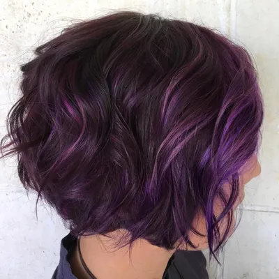 Модное окрашивание на короткие волосы 2019 (52 фото) | Short purple hair,  Messy bob hairstyles, Hair styles