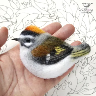 Брошь-золотоголовый королёк в технике сухое валяние. #felt #felting  #woolenbirds #птицы #сухоеваляние #войлок #felti… | Felt birds, Felt art,  Needle felted animals