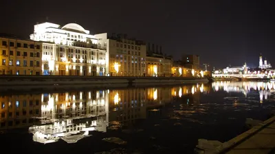 Набережная Москвы реки ночью: обои, фото, картинки на рабочий стол в  высоком разрешении