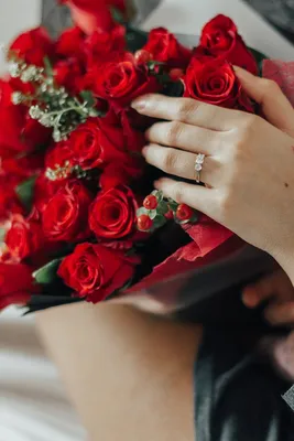 Розы и кольцо в коробочке - 56 фото