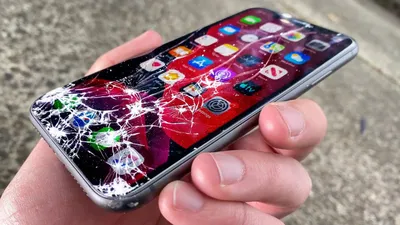 Почему нельзя использовать смартфон с разбитым экраном? - Mobcompany.info