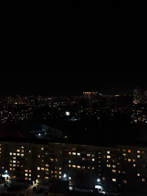 Ночной город | Окно, Город, Реклама