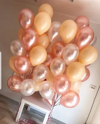 Нежный фонтан из шаров персикового, перламутрового и кремового цвета -  Воздушные шары с гелием | ШарВау - Доставка и оформление воздушными шарами  в Москве и МО