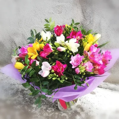 Букет из фрезии - Cyprus Flower