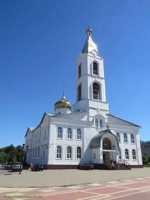 Свято-троицкий храм (Алексеевка - Белгородская область)
