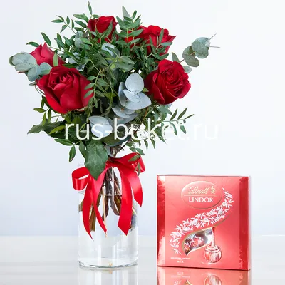 Композиция Подарочный набор \"Розы и шоколадные конфеты\"» с розами - купить  в Саратове за 3 770 руб
