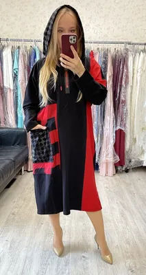 Купить Платье спорт-шик трикотаж с капюшоном черно-красный цвет в СПб