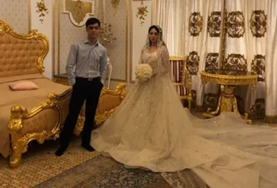 Состоялась роскошная свадьба племянника экс-сенатора, устроившего стрельбу  в отеле. Платье невесты купили за 17 млн. ВИДЕО — URA.RU