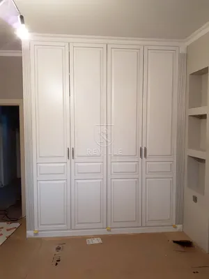 Встроенный шкаф в классическом стиле «Делавэр»