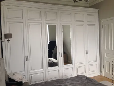 Шкаф классический белый в спальню в интернет-магазине Ярмарка Мастеров по  цене 70000 ₽ – ACMAVRU | Шкафы, Троицк - доставка по России
