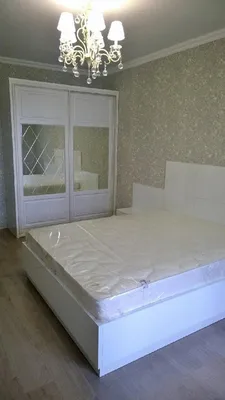 Шкаф купе классическом стиле в спальню с зеркалом серебро и фацетом ромбы -  на заказ в Москве от производителя Заказ Купе