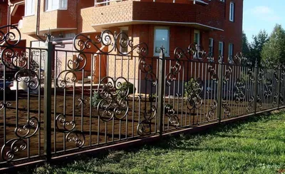 Кованые ритуальные ограды на кладбище на могилу. Фото галерея