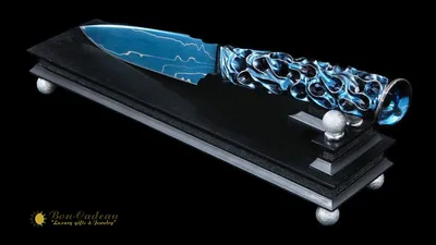 Купить Эксклюзивный настольный нож Hellhol в наличии по цене 105000 рублей