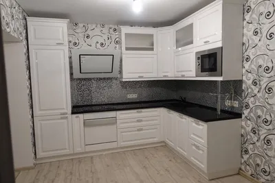 Угловая глянцевая кухня белого цвета МДФ | АК-Мебель