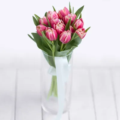 Букет из 11 пионовидных тюльпанов Коламбусс. Купить цветы.