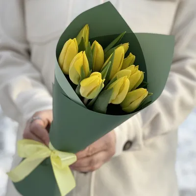11 желтых тюльпанов Стронг голд | купить недорого | доставка по Москве и  области | Roza4u.ru
