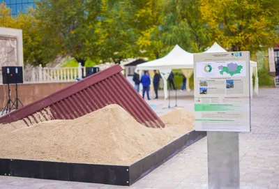 Арт-инсталляция \"4 тонны песка\" представлена в Жамбылской области | United  Nations Development Programme