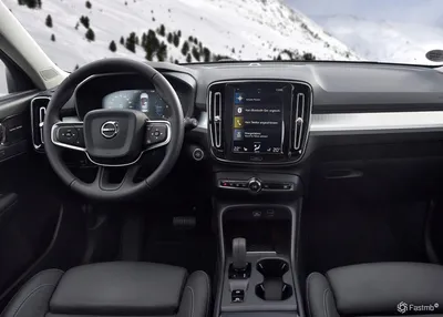 Обзор Volvo XC40 2018-2019 - технические характеристики и фото