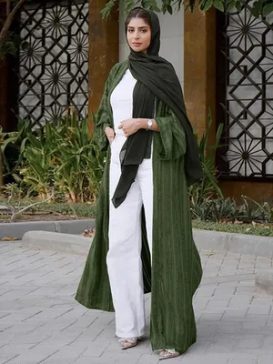 Мусульманская женская одежда: абайя и кафтан (30 фото)