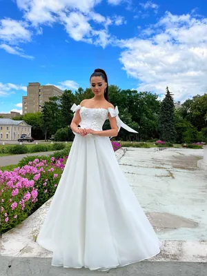 Купить Свадебное платье по цене от 45650₽ в Москве | Салон «Дом Невесты»